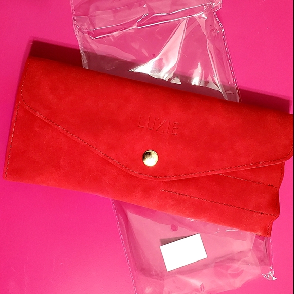 Glitter and Gold Brush Set by Luxie - Picture 2 of 3